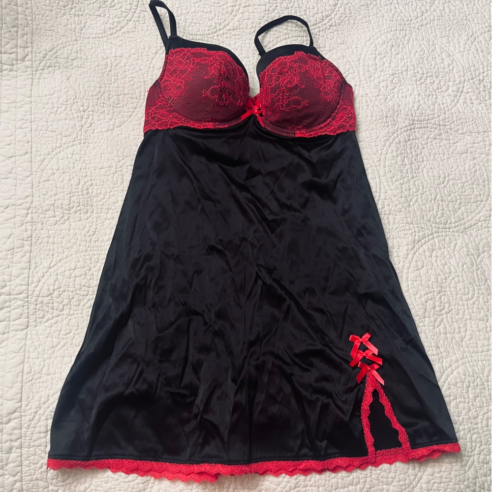 La Senza black and pink lace lingerie slip size‎ M